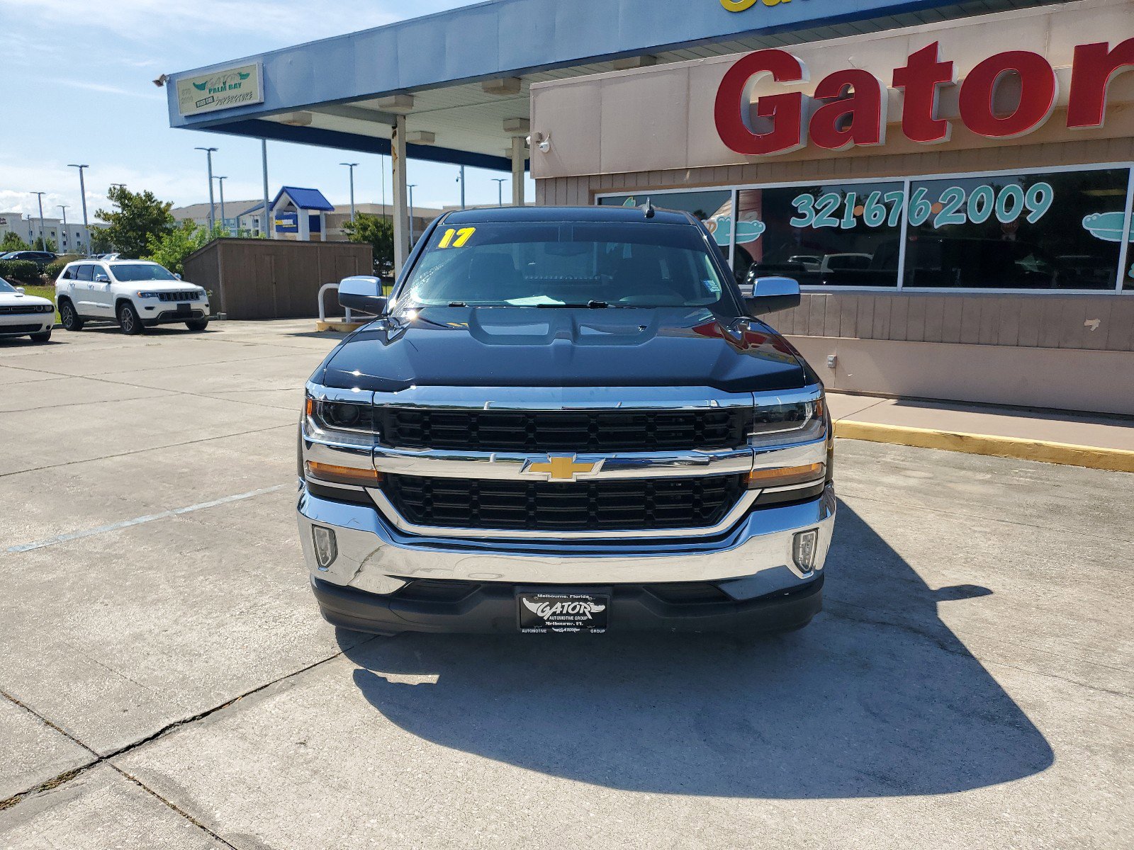 Used 2017 Chevrolet Silverado 1500 LT with VIN 3GCPCREC9HG323760 for sale in Melbourne, FL