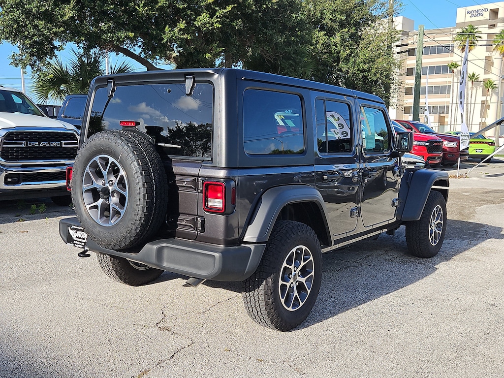 Used 2024 Jeep Wrangler Sport SUV