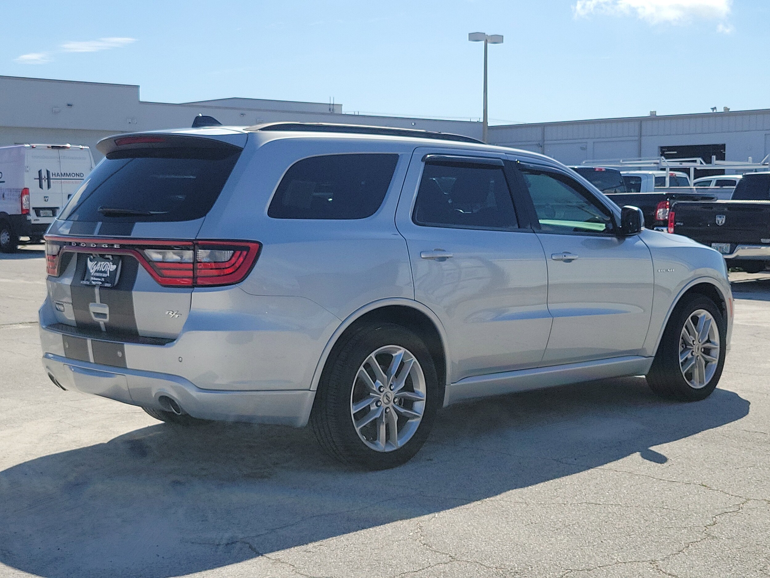 2023 Dodge Durango R/T Premium photo 3