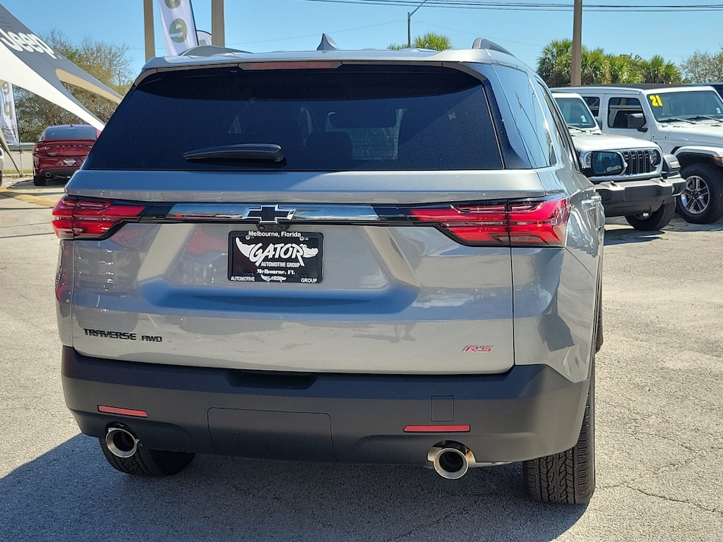 Used 2023 Chevrolet Traverse RS SUV