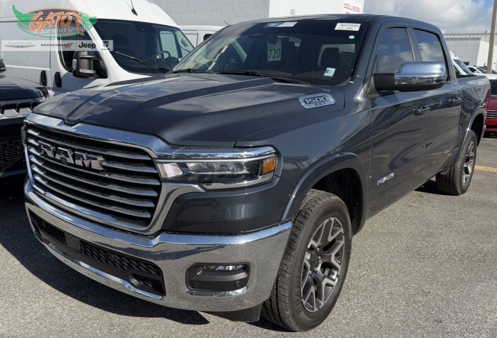 2025 RAM 1500 Laramie 4x4 Crew Cab 5'7's photo