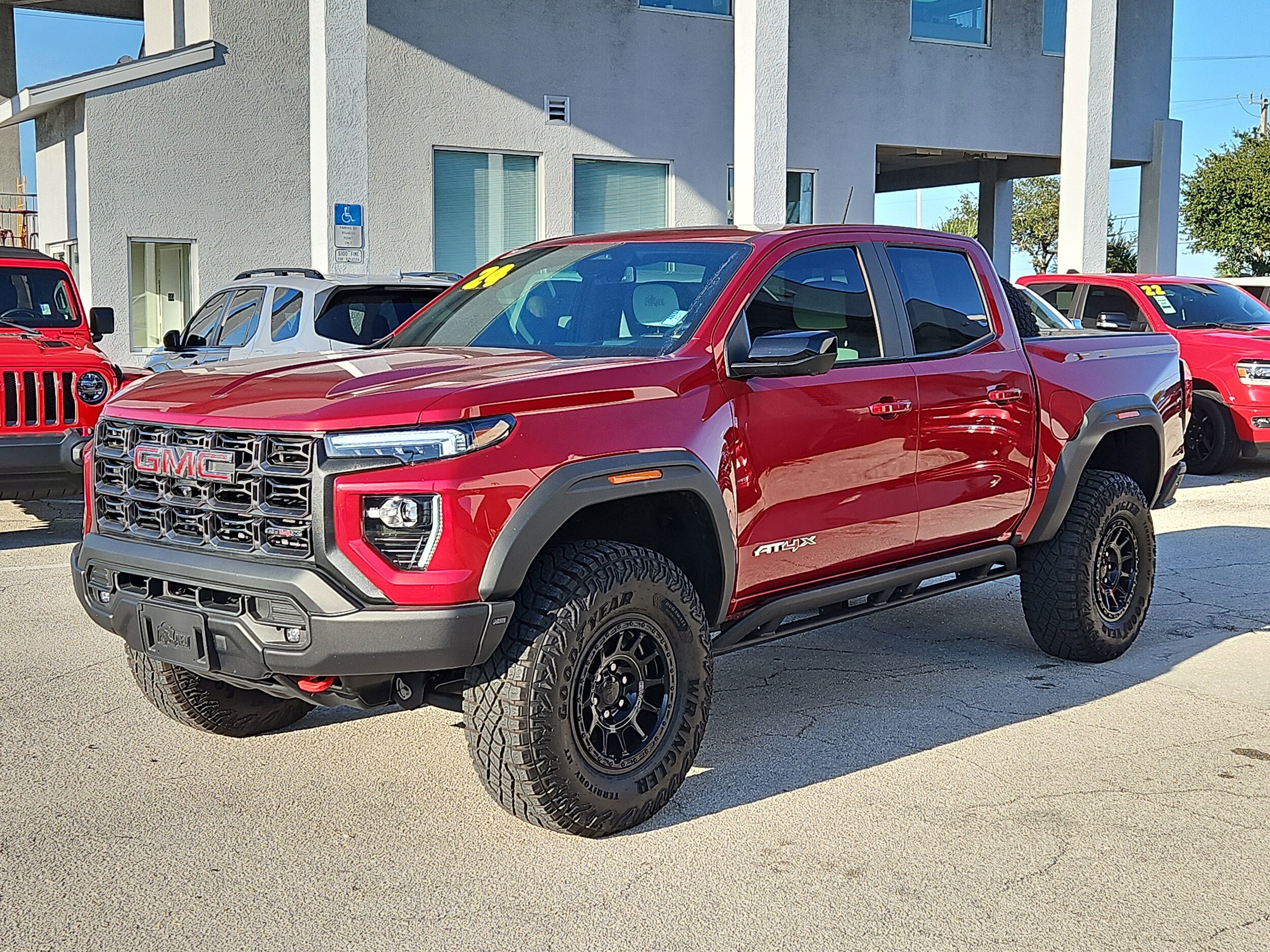 2024 Gmc Canyon AT4X photo 2