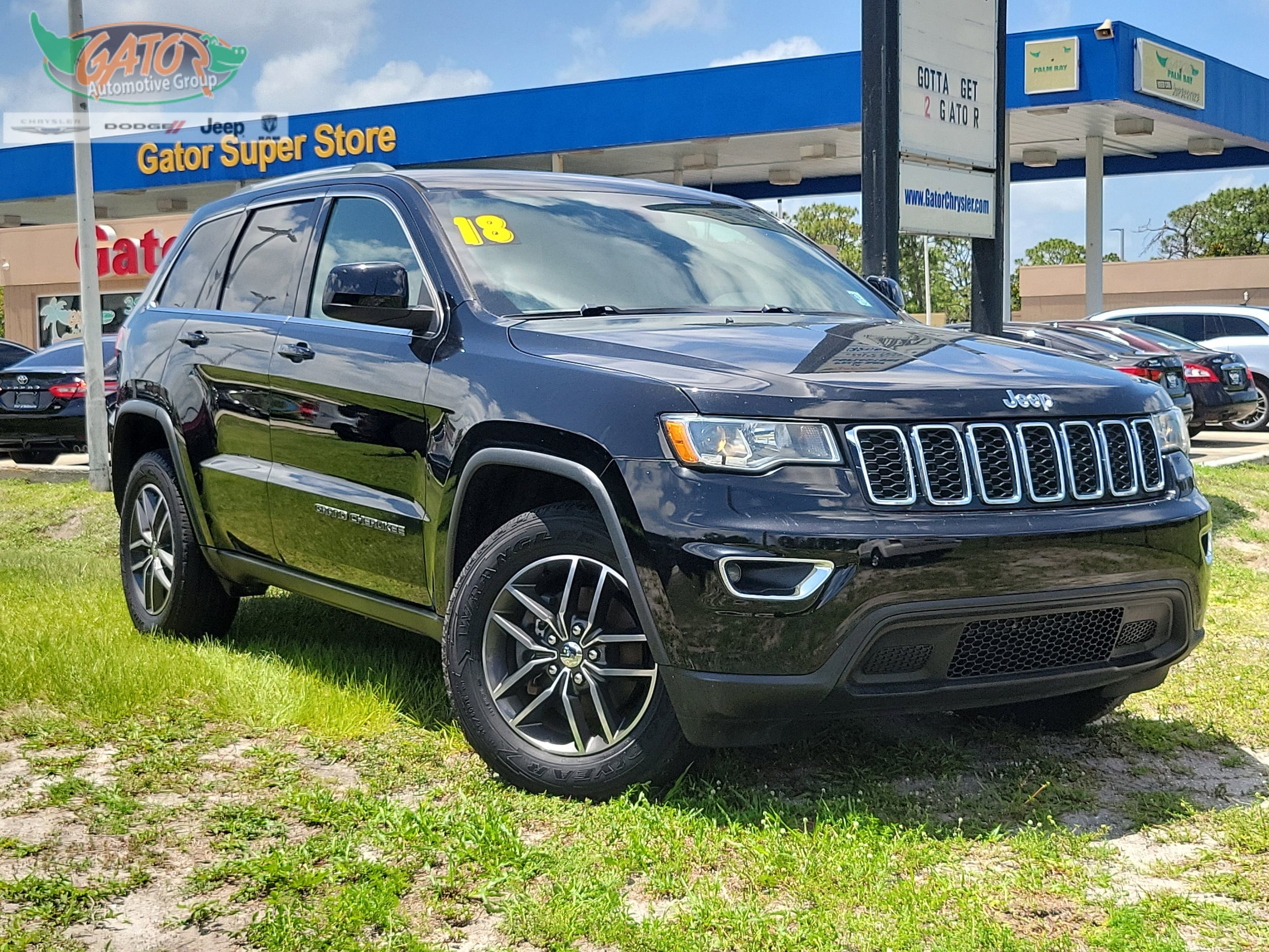 2018 Jeep Grand Cherokee Laredo E 4WD's photo