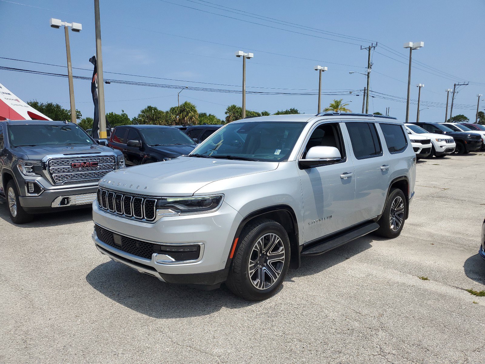 Used 2022 Jeep Wagoneer Series III with VIN 1C4SJVDT9NS226217 for sale in Melbourne, FL