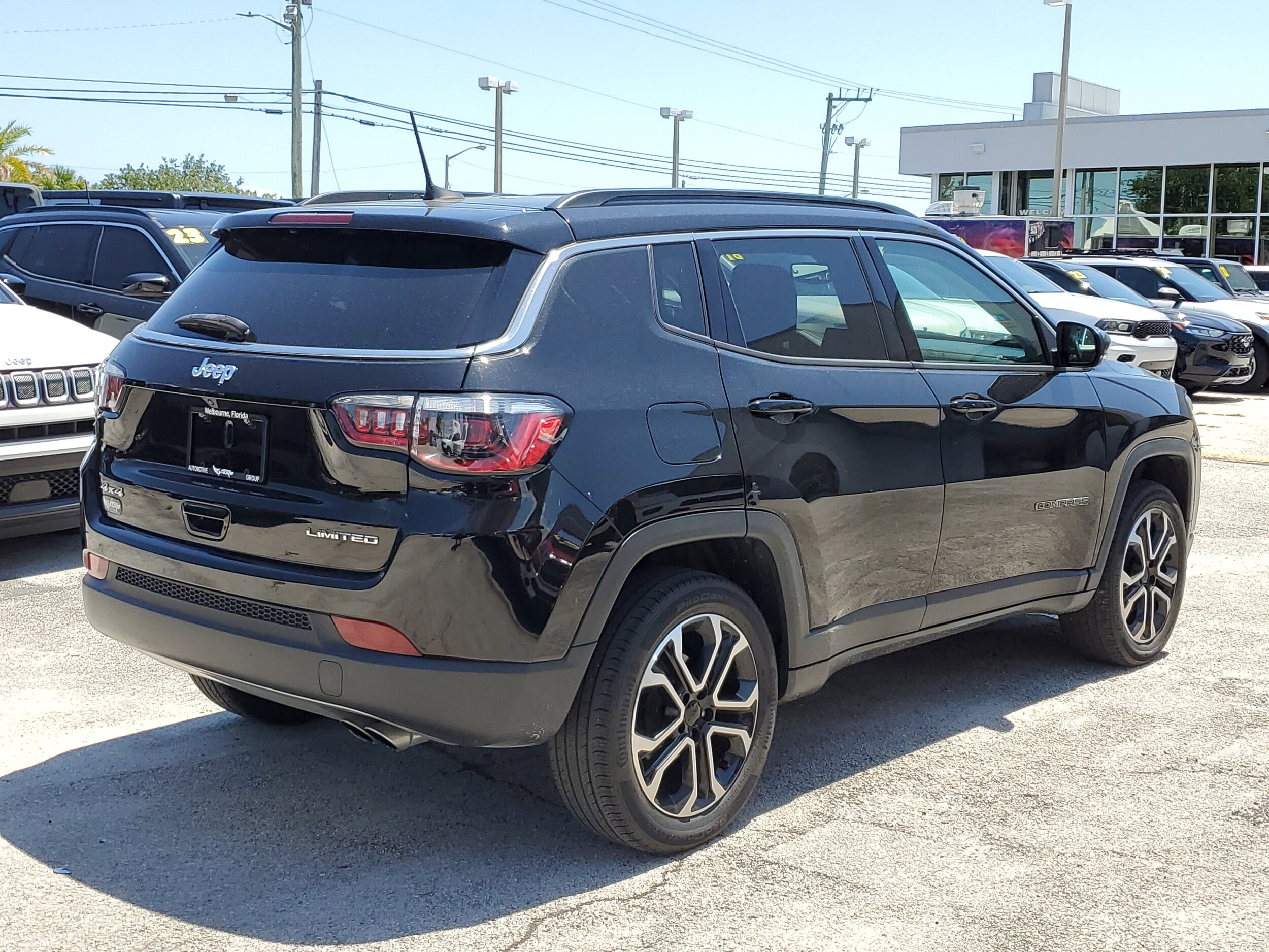 2022 Jeep Compass Limited photo 3