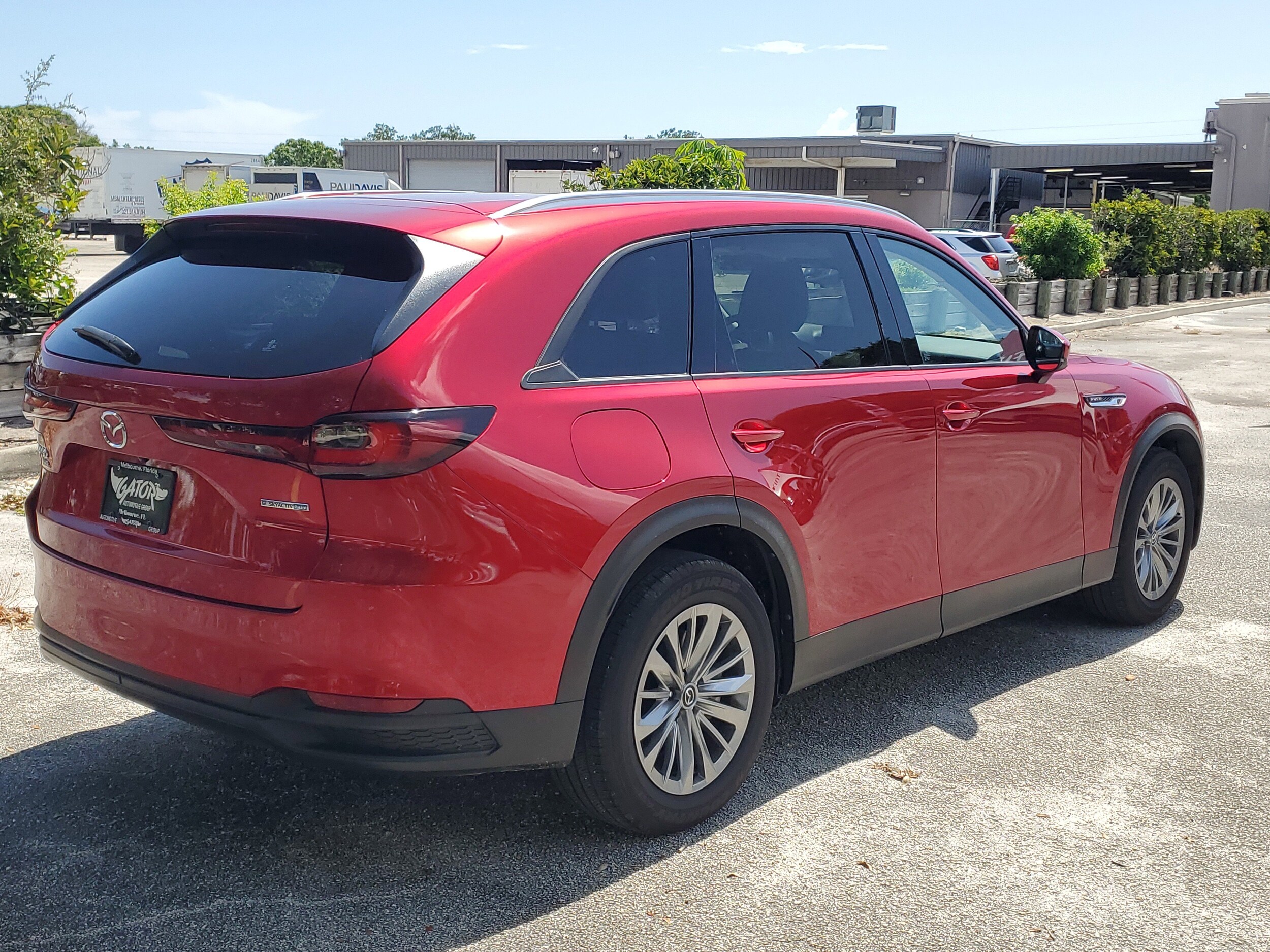 2024 Mazda CX-90 Preferred photo 2