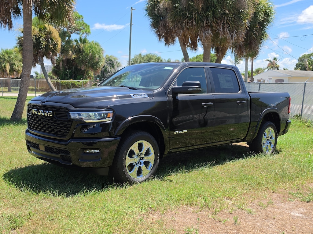 New 2026 Ram 1500 BIG HORN CREW CAB 4X4 5'7 BOX Pickup
