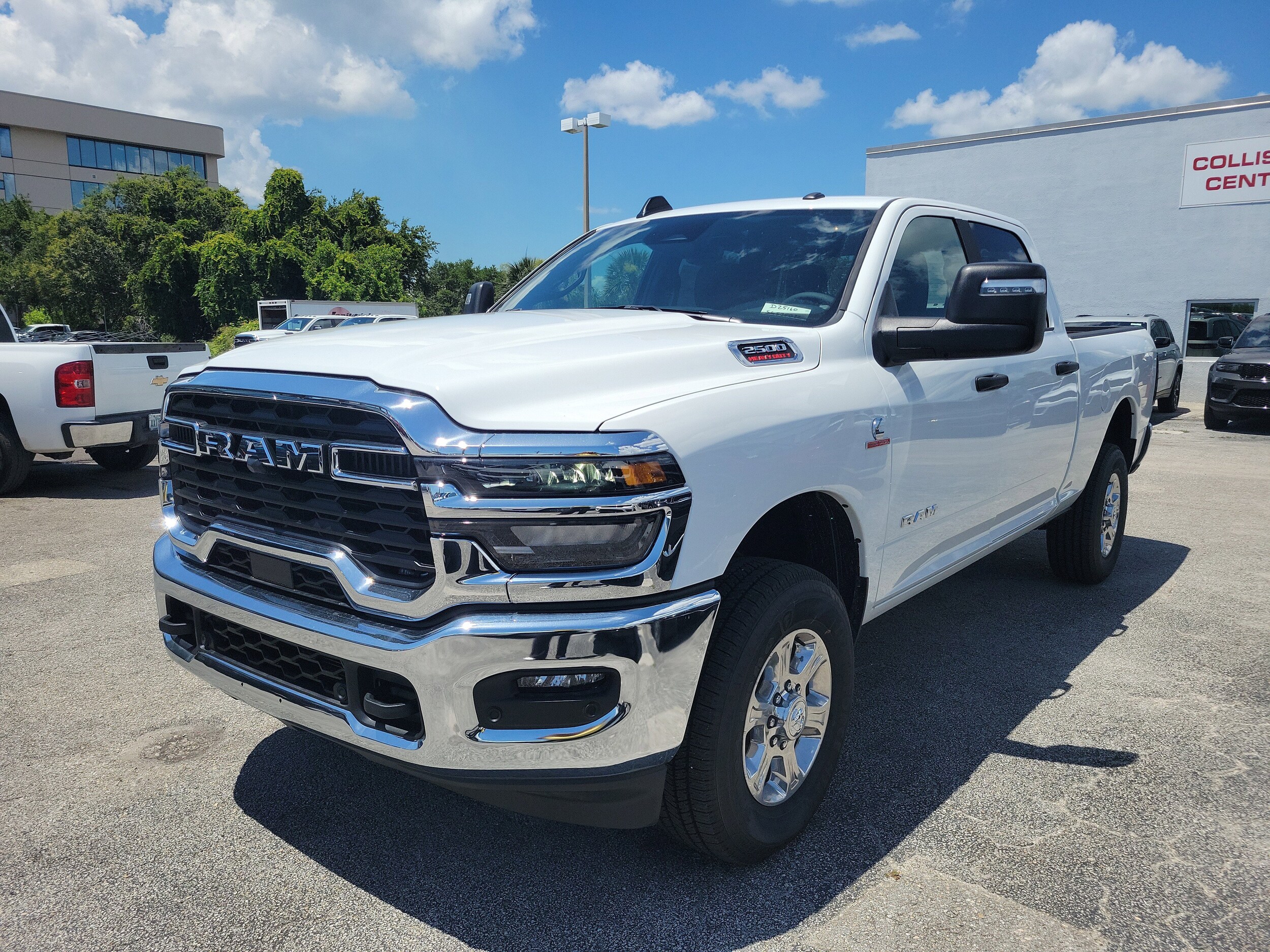 2025 Ram 2500 Big Horn photo 3