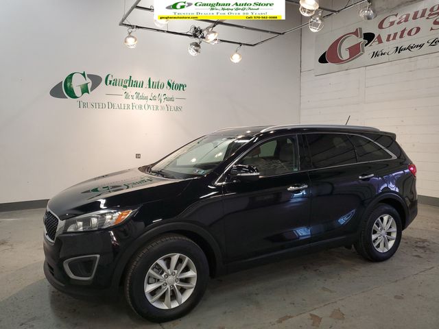 2017 Kia Sorento LX's photo