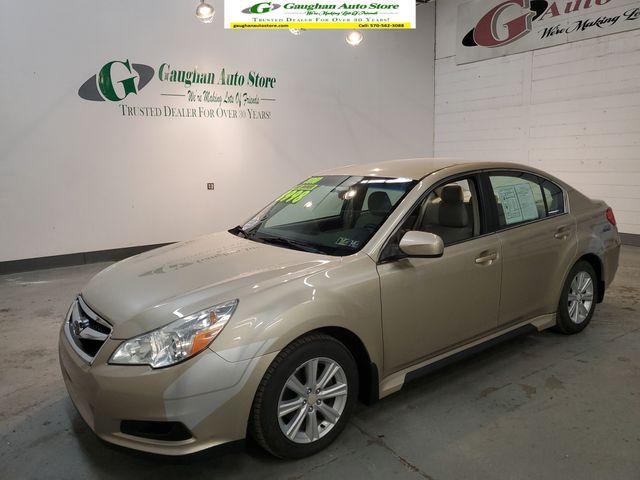 2010 Subaru Legacy I Premium's photo