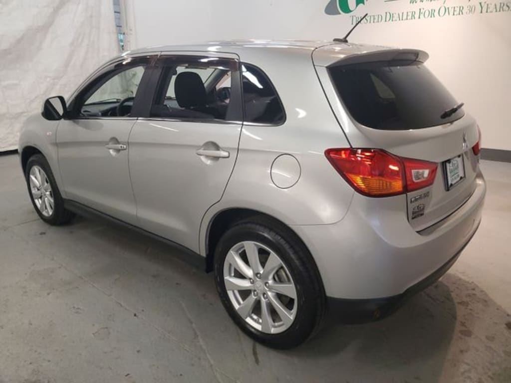 Used 2015 Mitsubishi Outlander Sport SE SUV