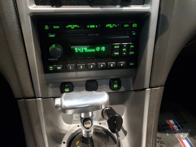 2004 Ford Mustang GT Deluxe - Photo 15