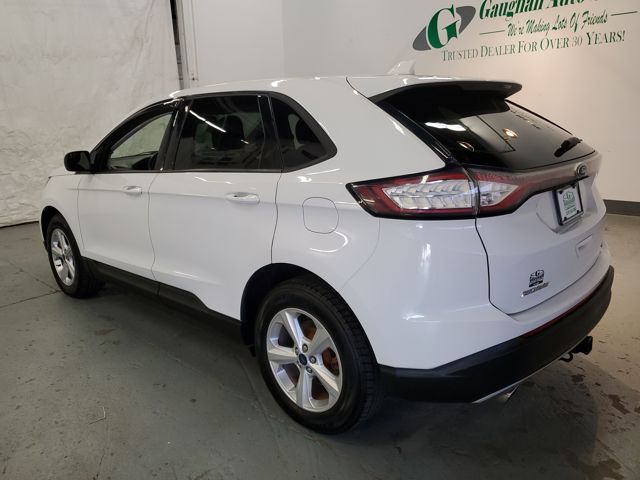 2016 Ford Edge SE photo 3