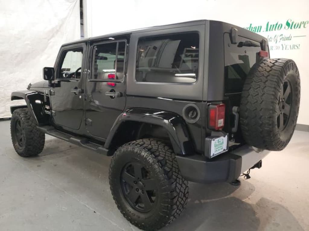 Used 2012 Jeep Wrangler Unlimited Sahara SUV