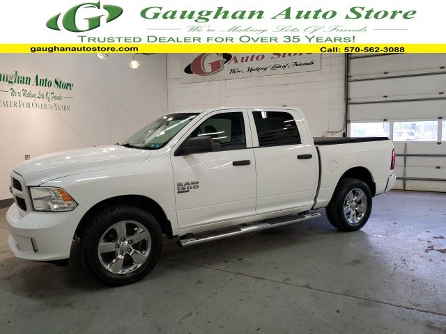 2019 RAM 1500 Classic Express 4x4 Crew Cab 5'7's photo