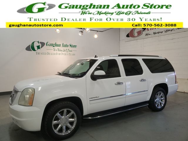 2010 GMC Yukon XL Denali's photo