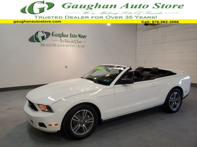 2012 Ford Mustang V6 Premium's photo