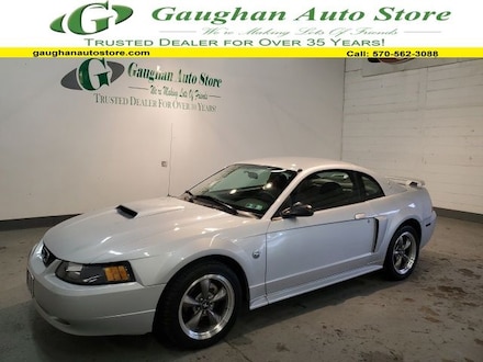 2004 Ford Mustang Coupe