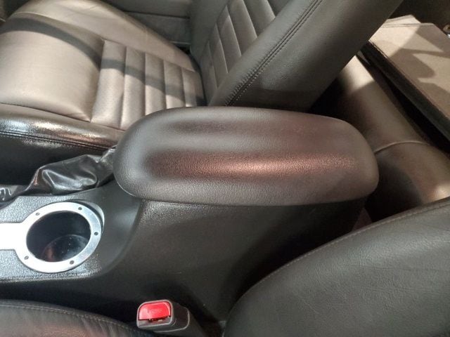 2004 Ford Mustang GT Deluxe - Photo 23