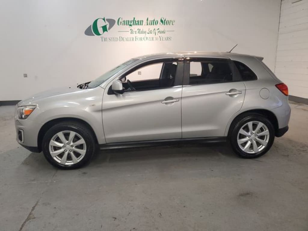 Used 2015 Mitsubishi Outlander Sport SE SUV