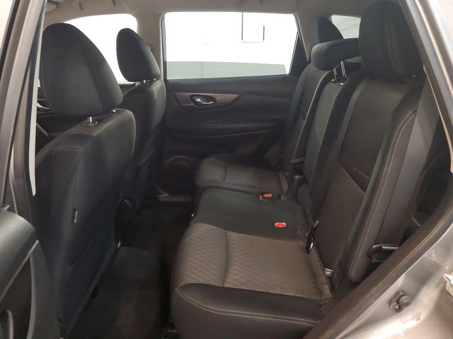2019 Nissan Rogue SV - Photo 25