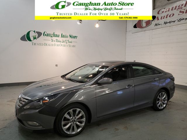 2011 Hyundai Sonata SE's photo