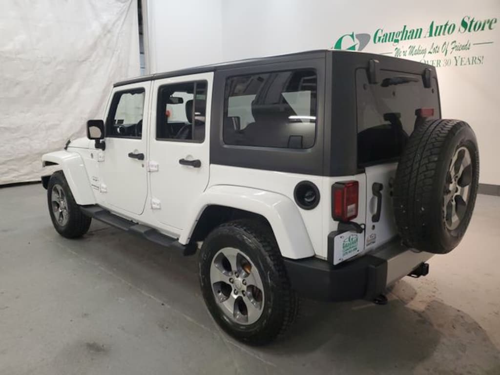 Used 2018 Jeep Wrangler JK Unlimited Sahara 4x4 SUV