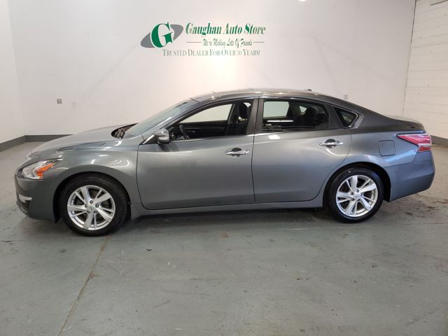 2015 Nissan Altima 2.5 SV photo 2
