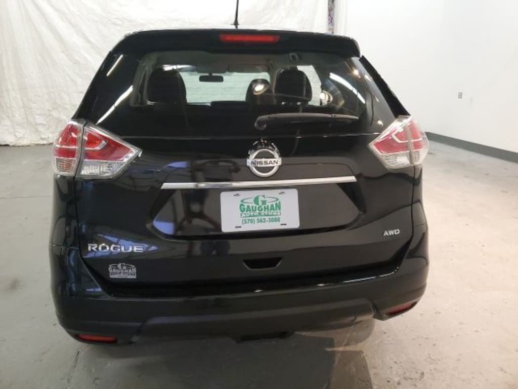 Used 2016 Nissan Rogue S SUV