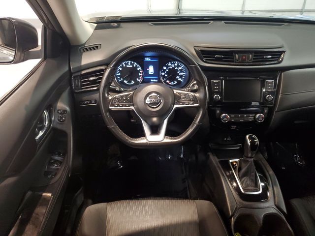 2019 Nissan Rogue SV - Photo 13
