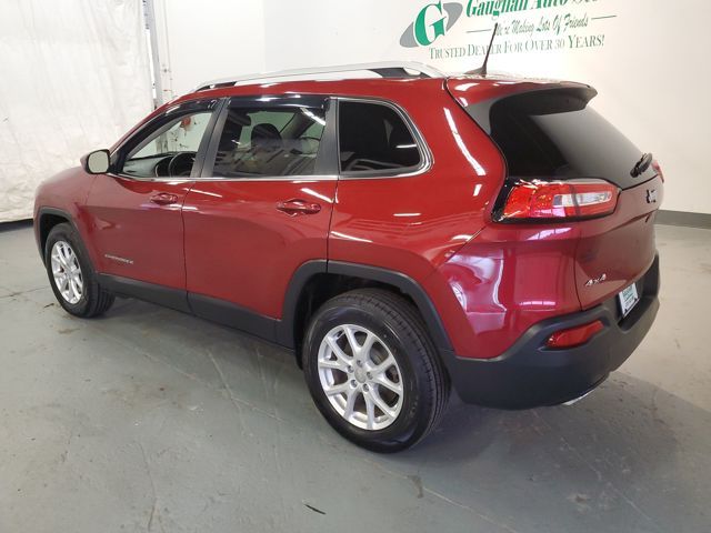 2016 Jeep Cherokee Latitude photo 3