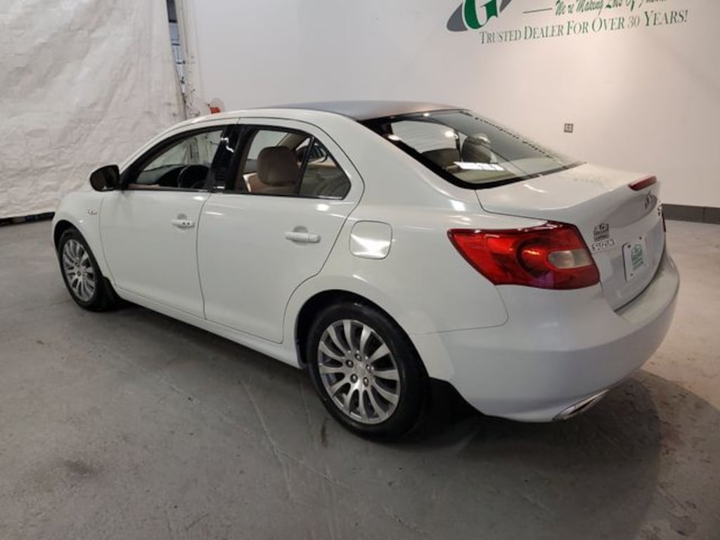 Used 2010 Suzuki Kizashi SE Sedan
