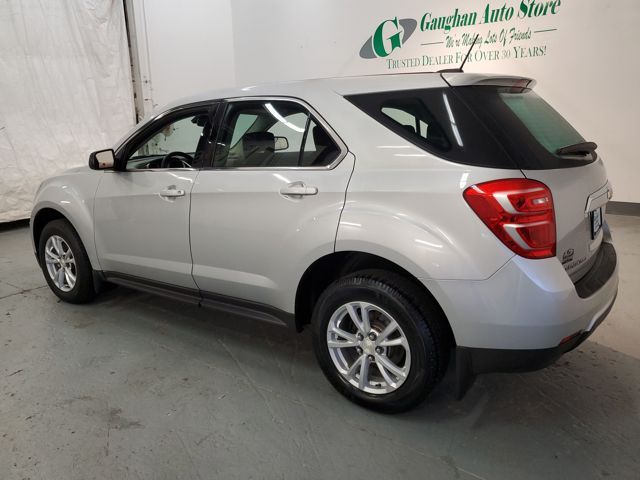 2017 Chevrolet Equinox LS photo 3