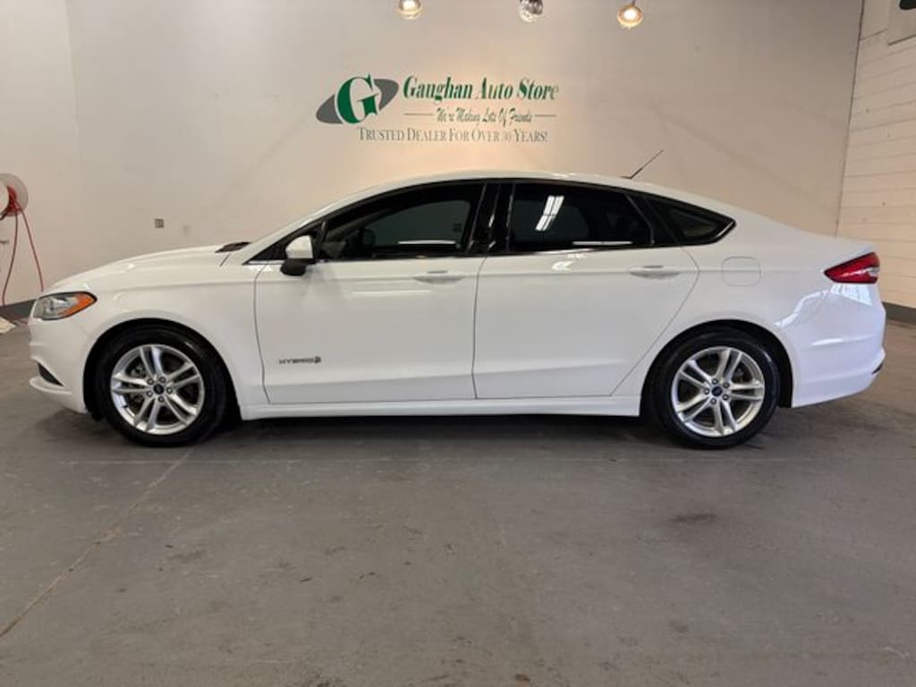 Used 2018 Ford Fusion Hybrid SE Sedan