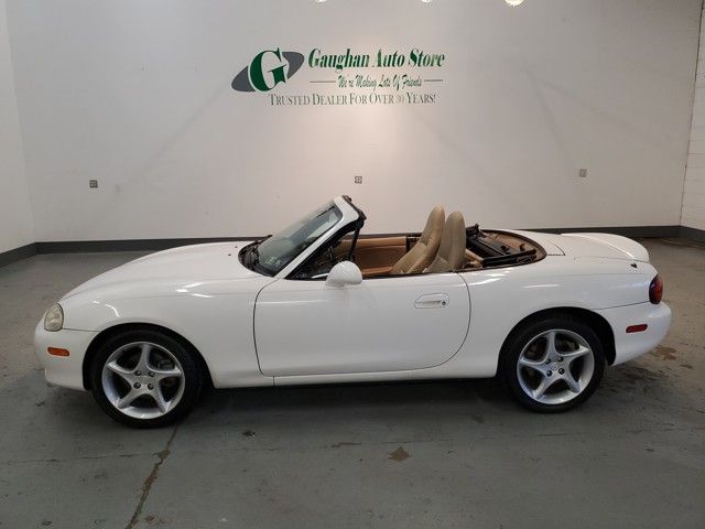 2001 Mazda MX-5 Miata Miata Base photo 2