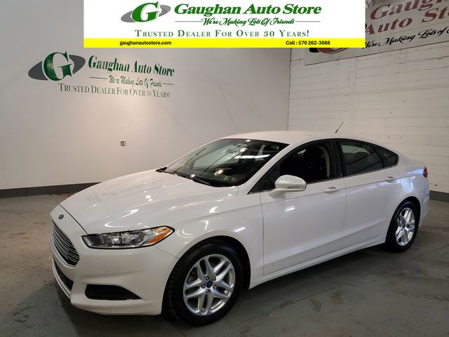 2013 Ford Fusion SE's photo