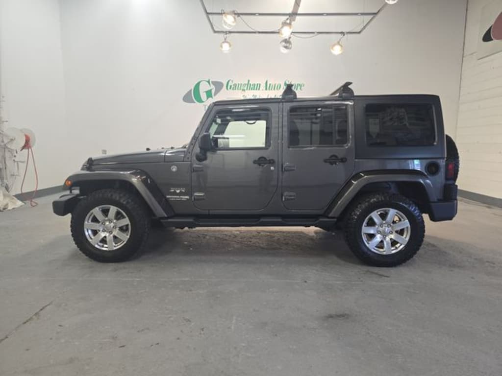 Used 2018 Jeep Wrangler JK Unlimited Sahara 4x4 SUV
