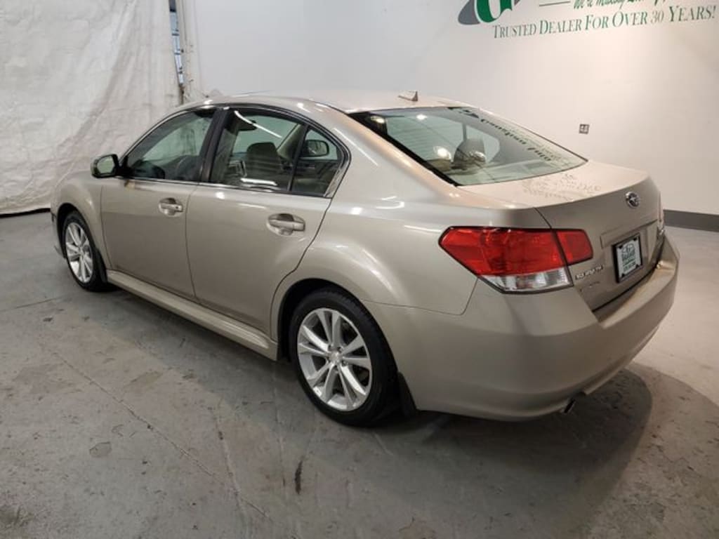 Used 2014 Subaru Legacy 2.5i Limited (CVT) Sedan