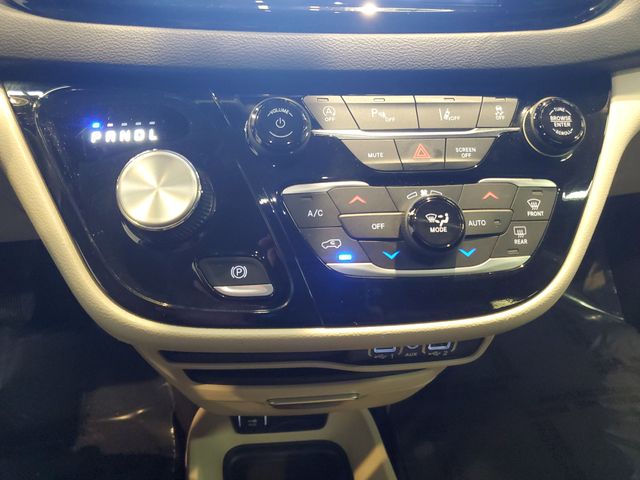 2023 Chrysler Pacifica Touring L - Photo 21