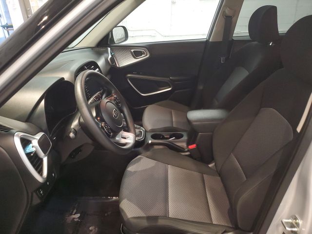 2020 Kia Soul LX - Photo 11