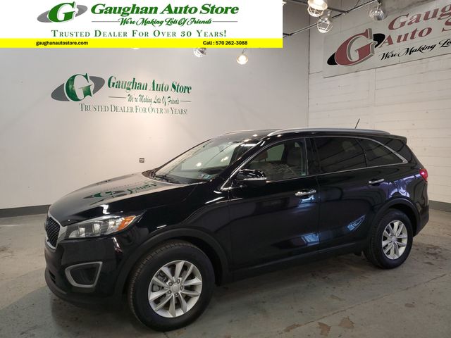 2017 Kia Sorento LX's photo