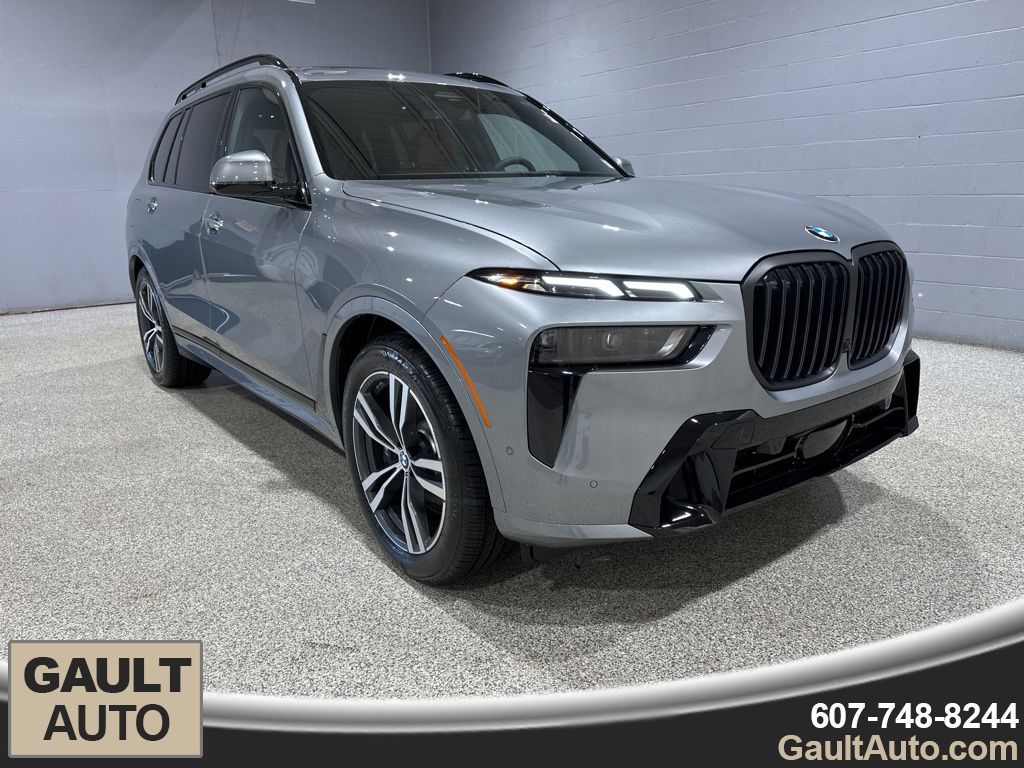 2026 BMW X7 40i's photo