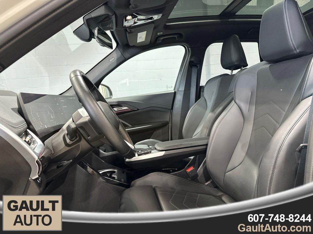 2026 BMW X1 28i - Photo 12