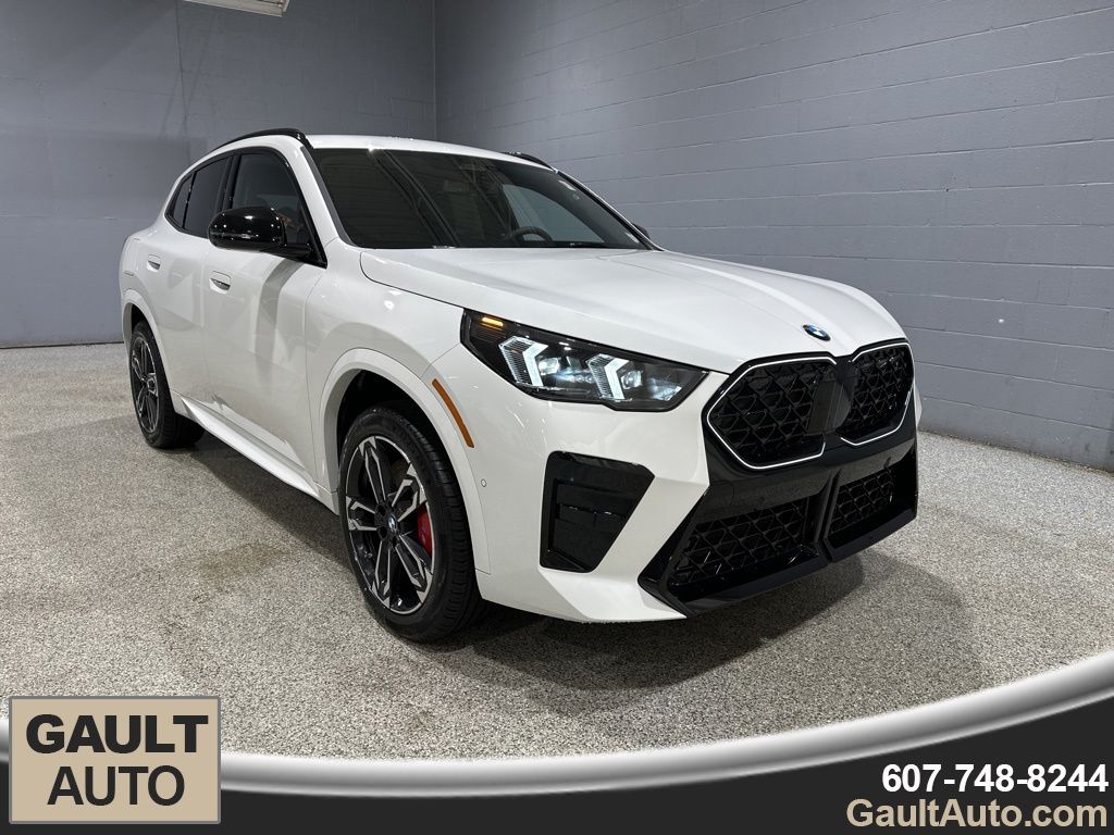 2026 BMW X2 28i's photo