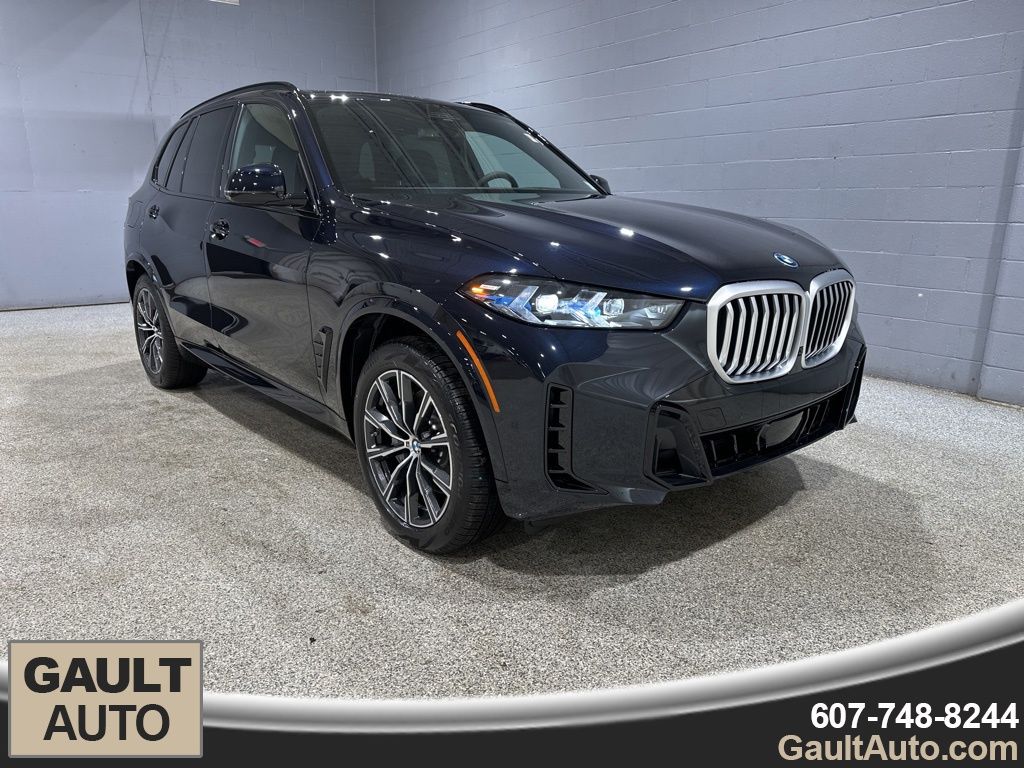 2026 BMW X5 50e's photo
