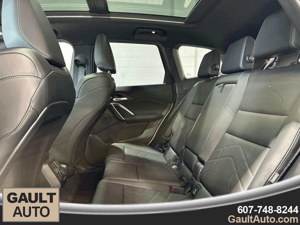 2026 BMW X1 28i - Photo 14