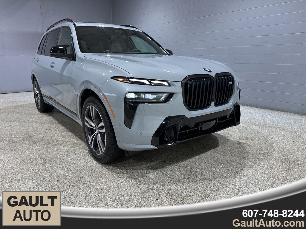 2026 BMW X7 M60i's photo