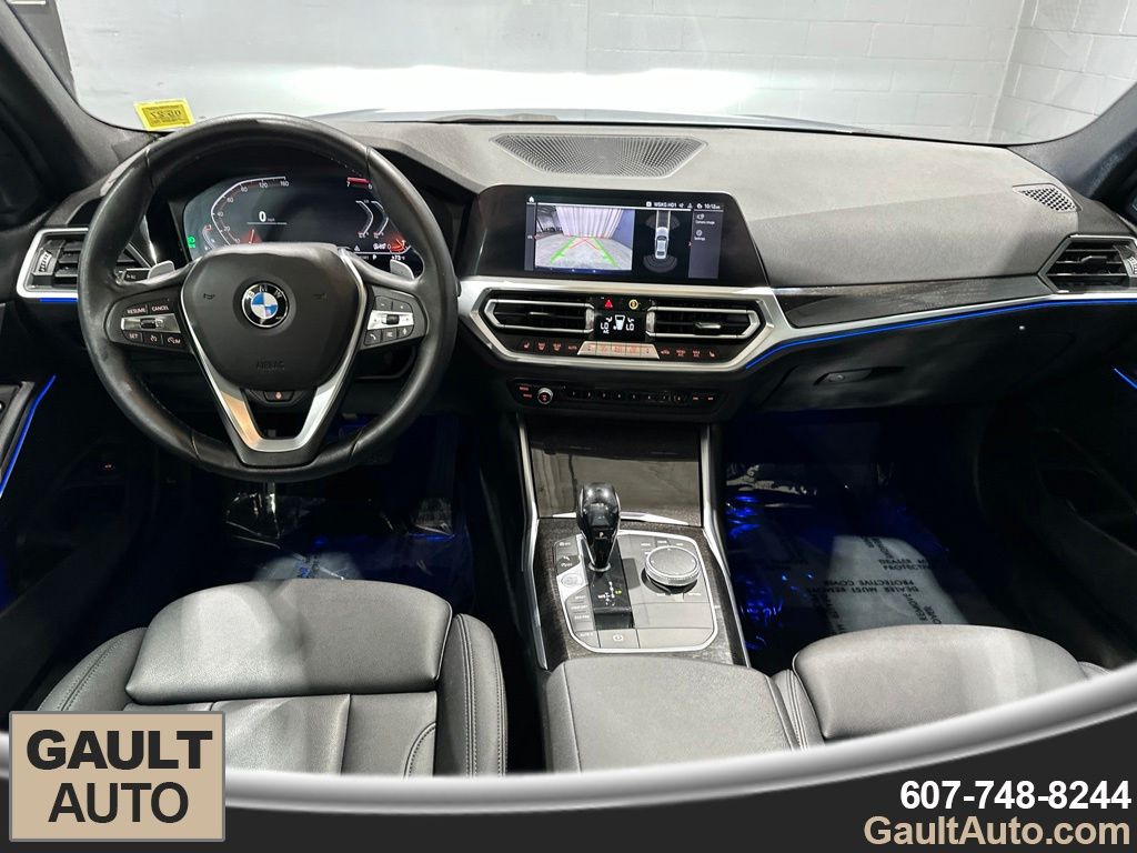 2021 BMW 3 Series 330i - Photo 7