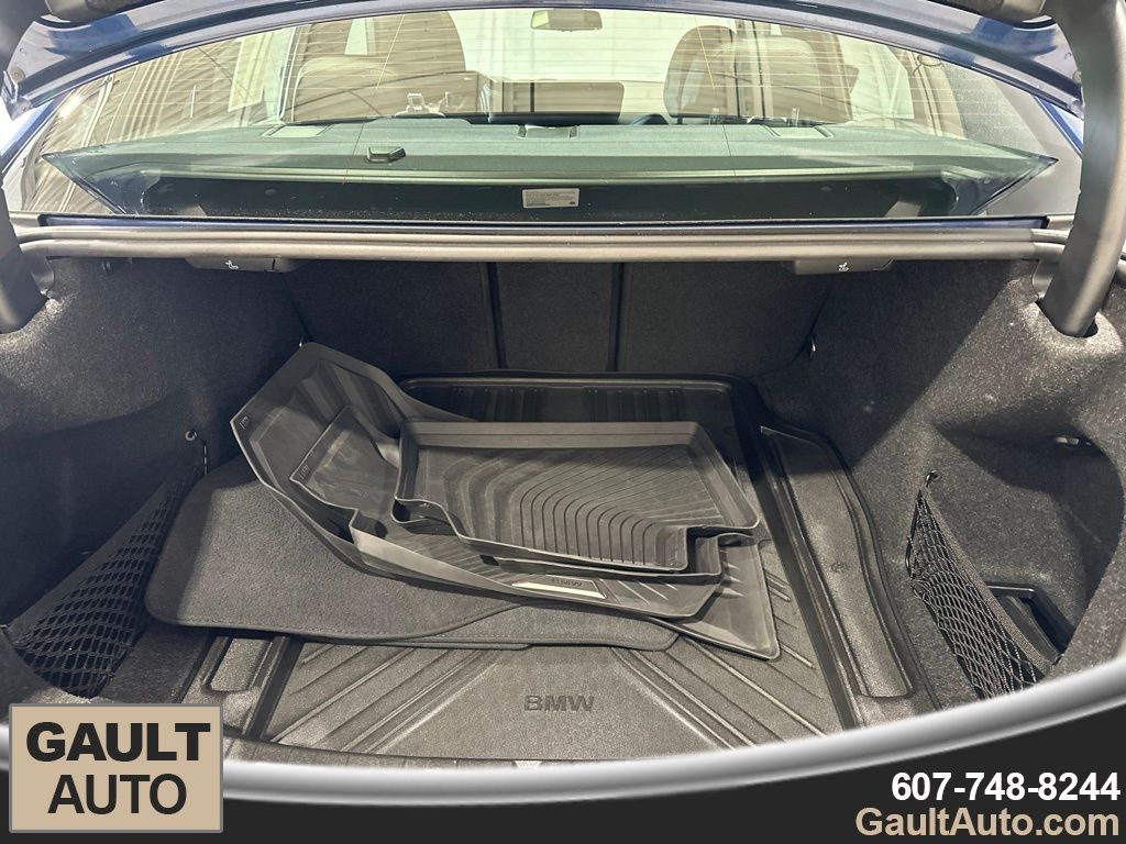 2021 BMW 3 Series 330i - Photo 16