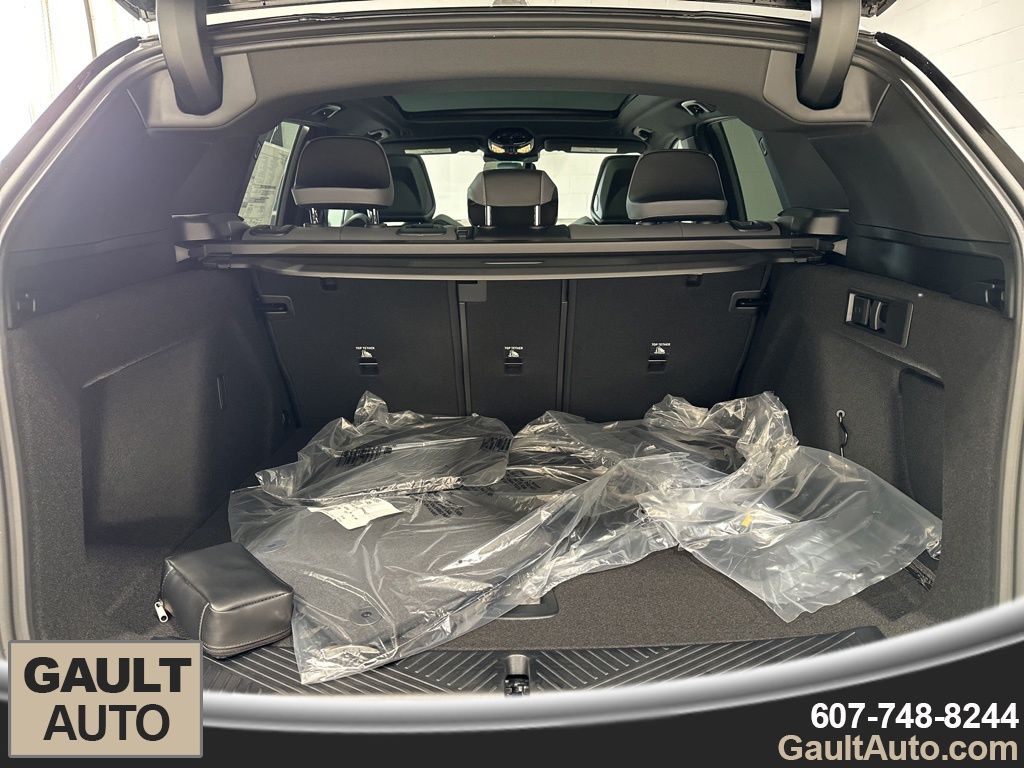 2026 BMW X3 30 - Photo 16